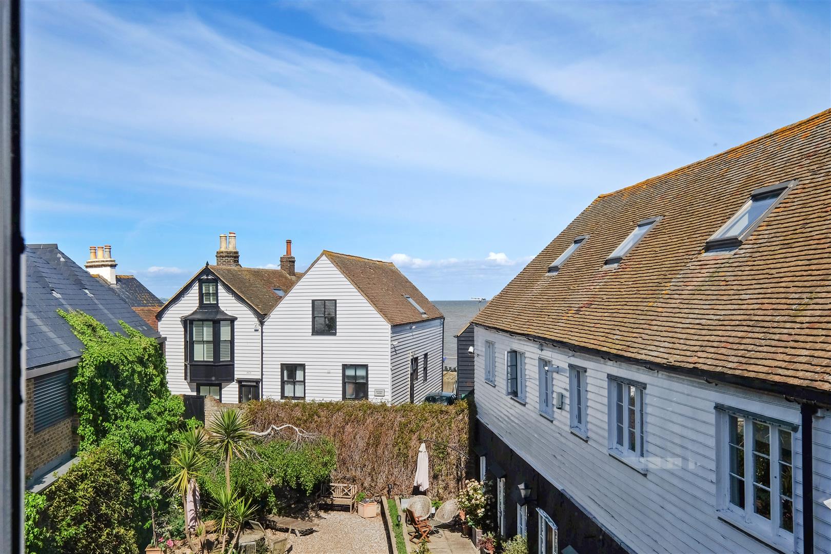 2 Bed, 1 Bath Property For Sale in Sea Street, CT5 1AN